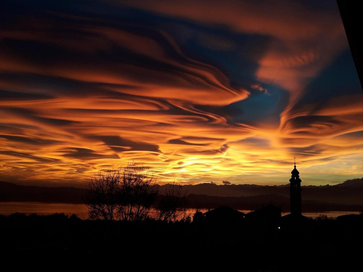 Ferienwohnung Tramonto Al Lago Gavirate Exterior foto
