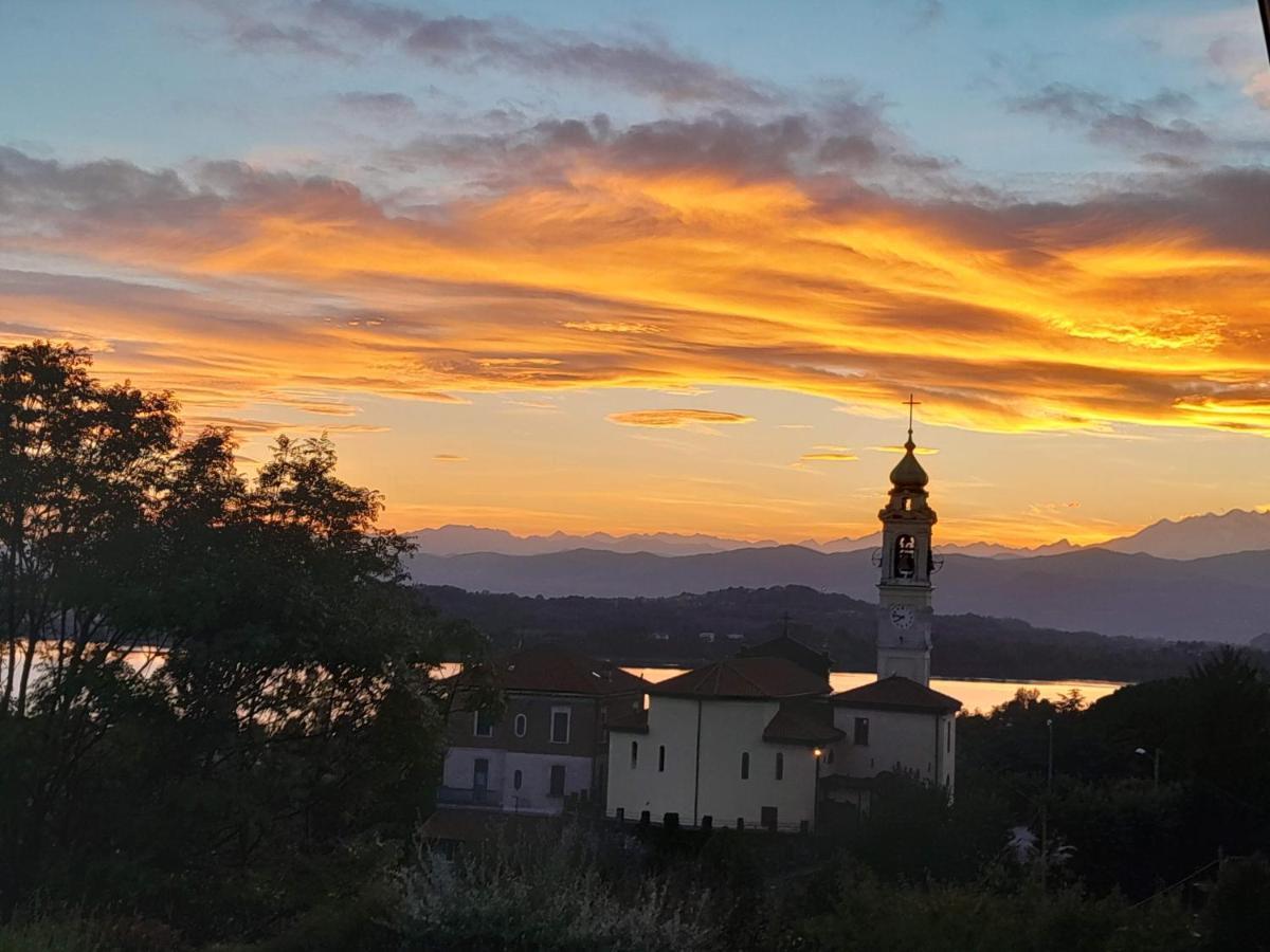 Ferienwohnung Tramonto Al Lago Gavirate Exterior foto